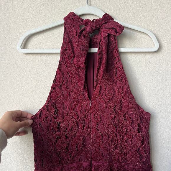 Anthropologie ett:twa Aida Burgundy Lace Halter Jumpsuit Size 8 - Picture 5 of 8